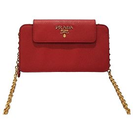 Prada Borsa crossbody in Saffiano con patta e catena