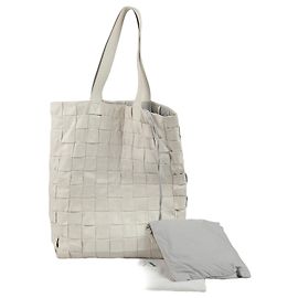 Bottega Veneta Borsa Tote e a Tracolla in Pelle Intrecciato Bianca