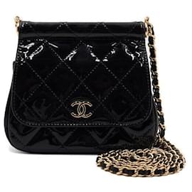 Chanel Mini Borsa a Spalla con Patta e Catena in Vernice Nero
