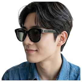 Gucci Gafas de sol Asian Fit Lujo Acetato Negro Redondas
