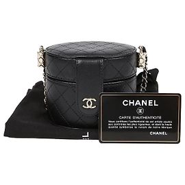 Chanel Trousse de maquillage Mini Shoulder Crossbody