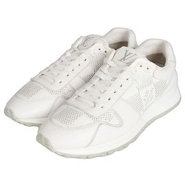 Louis Vuitton Sneakers Runaway Damier