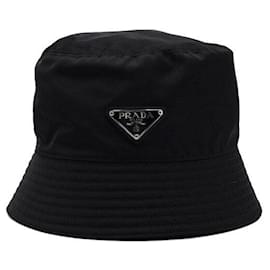 Prada Black Re-Nylon Triangle Logo Men's Bucket Hat