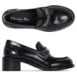 Décolleté Dior in vitello spazzolato nero