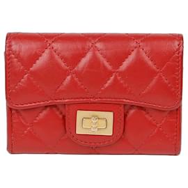 Tarjetero con solapa Chanel Rojo de piel de becerro