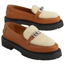 Mocassini Hermès Kelly in pelliccia