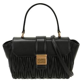 Miu Miu MATERASSE Handtasche aus Nappaleder stamp: OOO