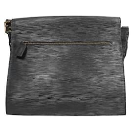 Fendi Borsa a tracolla con patta Juka nera