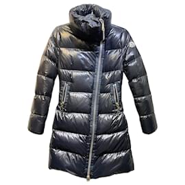 Moncler Giacca in piumino lucida da donna Joanville