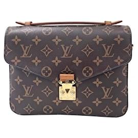 Louis Vuitton Pochette Metis