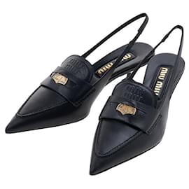 Décolleté slingback in pelle con logo da donna XUQ - Miu Miu