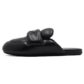 Prada Sandali slide triangolari in pelle nappa imbottita da donna