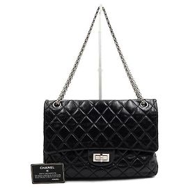 Chanel Große Vintage-Schultertasche in Schwarz mit silberner Kette