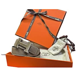 Cintura reversibile da donna Classic Black Etruscan Outstitch Argentata - Hermès