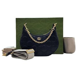 Gucci Borsa a tracolla hobo piccola Matelassé con catena