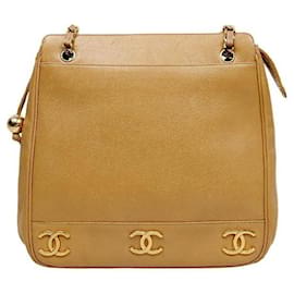 Chanel Borsa a tracolla Triple CC Chain in pelle caviar beige