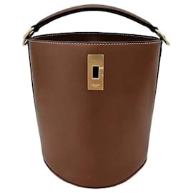 Céline Tin Bucket Schwarz