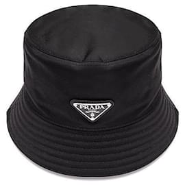 Sombrero bucket Prada de nailon negro