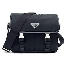 Borsa a tracolla Prada in nylon nero
