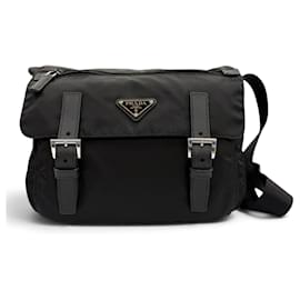 Bolsa de Ombro Prada 1BD953 Re-Nylon com Placa de Logotipo Triangular