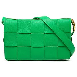 Bottega Veneta Borsa a tracolla Intrecciato Cassette in pelle di vitello martellata verde