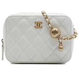 Borsa Camera Chanel White CC Quilted Lambskin Pearl Crush