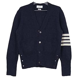 Herren-Cardigan aus Shetland-Wolle mit diagonalem Armband, Navy - Thom Browne