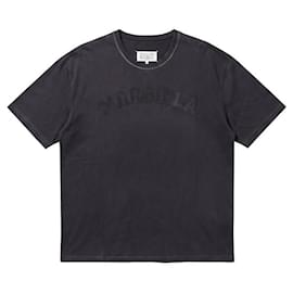 Maison Martin Margiela Charcoal Damage T-Shirt für Herren mit besticktem Logo