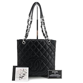 Chanel Caviar Petit Shopping Schultertasche