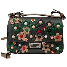 Borsa a tracolla Micro Double Bucket Chain Fendi Applique Stud Flowerland