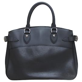 Bolso Louis Vuitton Passy PM de piel Epi