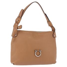 Sac à épaule Salvatore Ferragamo Gancini en cuir beige et argent authentique 195431A