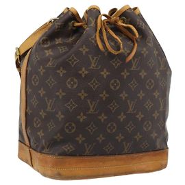 LOUIS VUITTON Borsa a tracolla Monogram Petit Noe M42226 LV Auth 195632
