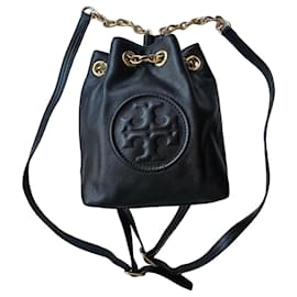 Tory Burch Bucket Bag aus schwarzem Leder