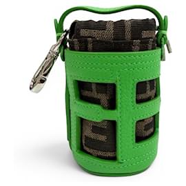 Fendi Taschenanhänger aus Leder mit Zucca-Muster