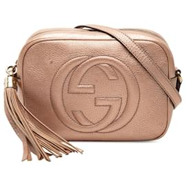 Gucci Soho Disco Crossbody in pelle di vitello metallizzata rosa