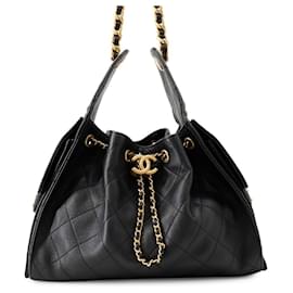 Sac à épaule à chaîne Chanel en Black