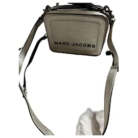 Marc Jacobs borsa argentata 'The Mini Box'