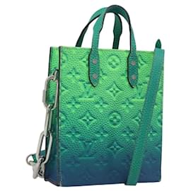 LOUIS VUITTON Taurillon Clemence Illusion Sac Plat XS Verde M81221 Auth 193755SM