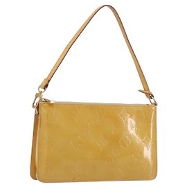 LOUIS VUITTON Monogram Vernis Lexington Pouch Beige M91010 LV Auth 195097