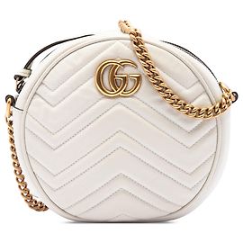 Borsa a tracolla rotonda Mini GG Marmont in pelle di vitello matelassé bianca Gucci