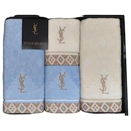Ensemble de serviettes Yves Saint Laurent