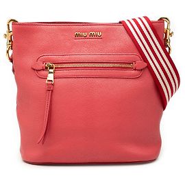 Sac bandoulière Miu Miu en chèvre Madras rose