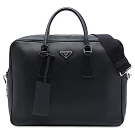 Borsetta Prada in pelle Saffiano nera