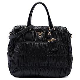 Borsa Satchel Prada in nappa Gaufre nera