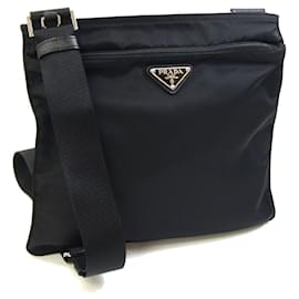 Borsa a tracolla Prada in nylon e pelle nera