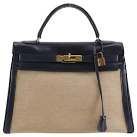 Hermes Kelly Black Box Calf with Gold Hardware 32 - Hermès
