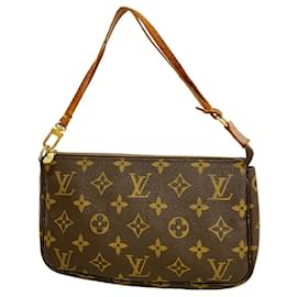 Bolsa Pochette Accessoires Monogram Louis Vuitton
