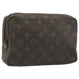 LOUIS VUITTON Monogram Trousse Toilette 23 Clutch Bag M47524 LV Auth 195030