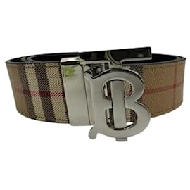 Burberry TB Check Gürtel in Nova Beige